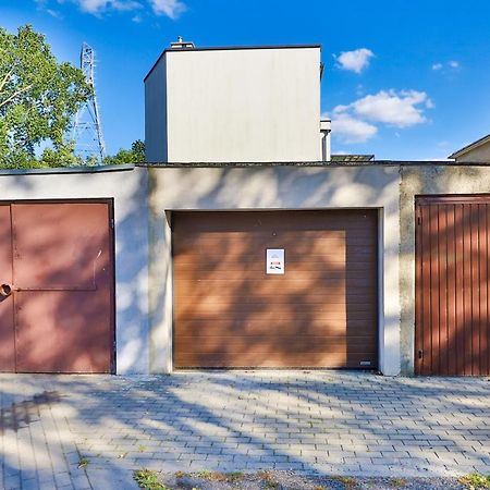 Gdanska Two-Bedroom Apartment Brzezno Beach By Noclegi Renters エクステリア 写真