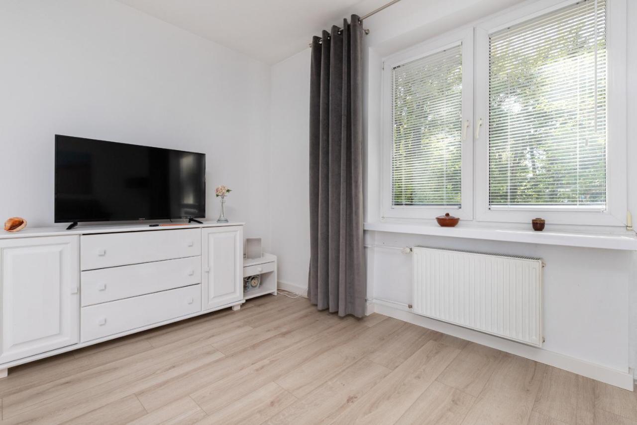Gdanska Two-Bedroom Apartment Brzezno Beach By Noclegi Renters エクステリア 写真